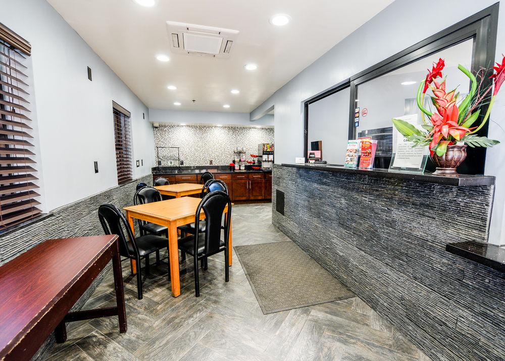 Hollywood Inn Express Lax Ингълуд Екстериор снимка