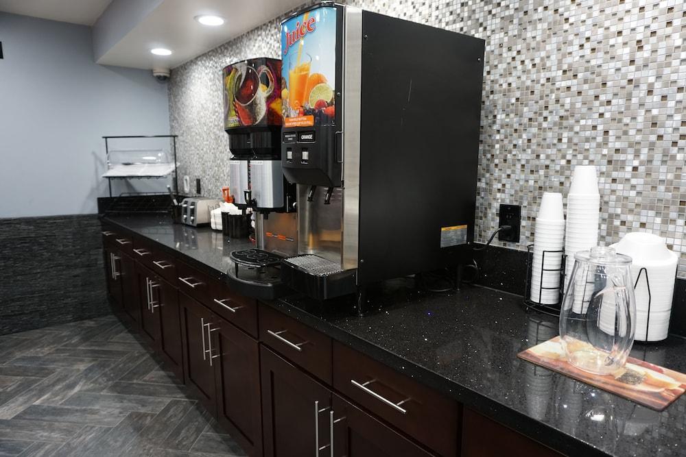 Hollywood Inn Express Lax Ингълуд Екстериор снимка