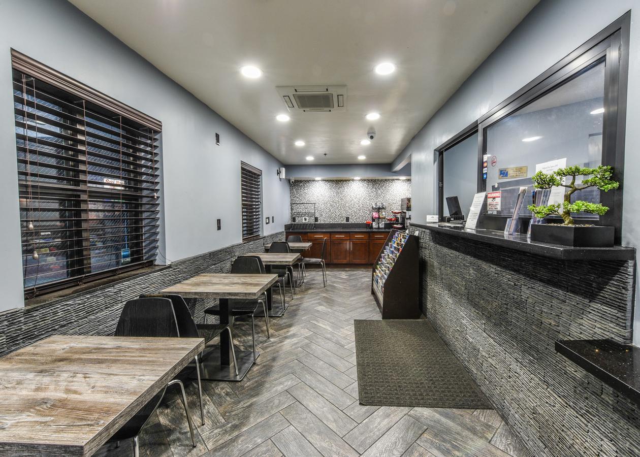 Hollywood Inn Express Lax Ингълуд Екстериор снимка