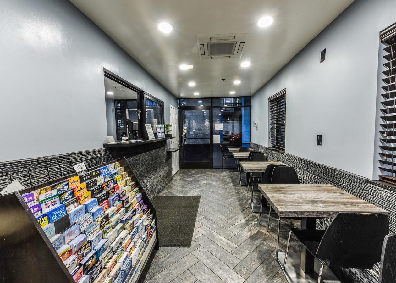 Hollywood Inn Express Lax Ингълуд Екстериор снимка